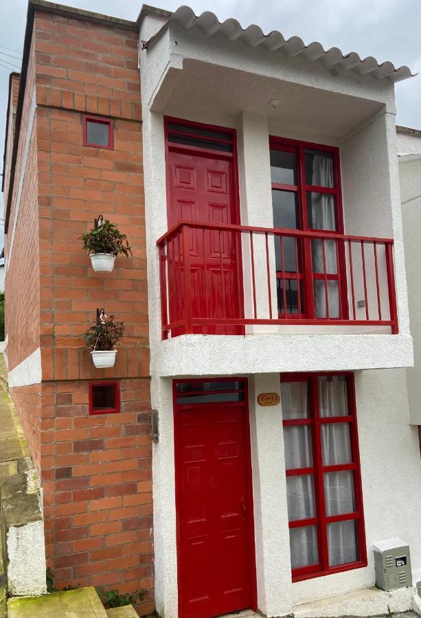 サレント Casa Roma - La Tranquilidad Del Campo En La Ciudad - Rnt 1 0 8 1 3 7-ヴィラ エクステリア 写真